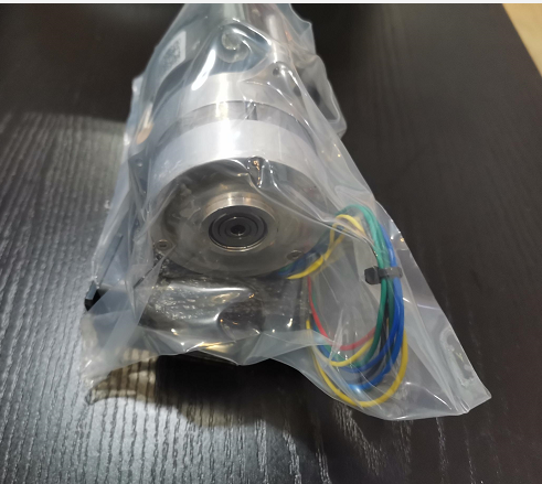 Air squared P07H020A-BLDC-C 空氣壓縮機，無油渦旋式空氣壓縮機，用于便攜式制氧機，便攜式制氧機, 無油渦旋壓縮機，運行平穩(wěn)，超靜音-醫(yī)療應(yīng)用的理想選擇