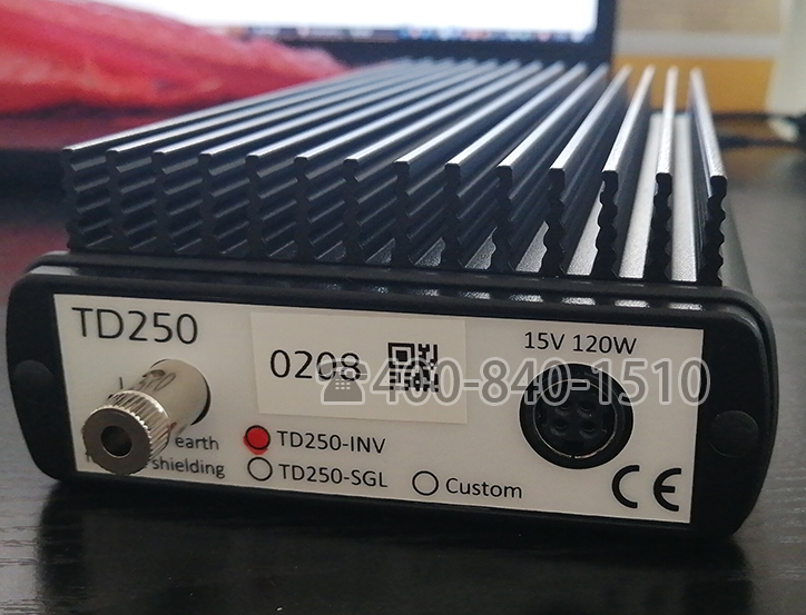 TD250 壓電驅動器，壓電式驅動器，多通道壓電陶瓷驅動電源，壓電放大器，6通道250V壓電管驅動放大器，驅動壓電管的高壓放大器，250V驅動電源, 電壓放大器